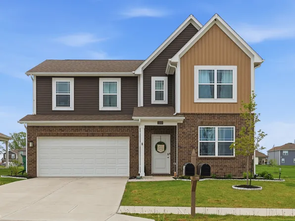 2203 Gambel Ln, Danville, IN 46122