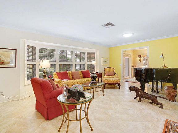 5th image of 278 Golfview Dr