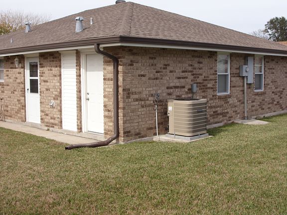 4th image of 2301 W Christie Dr