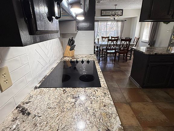 4th image of 12235 Stoneway Pl