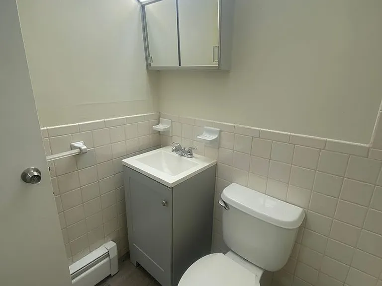 Willard Street Apartments offers the perfect location, with easy access to all major Highways 495... — Photo 6