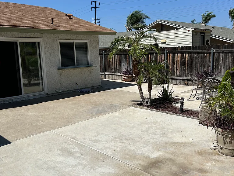 9330 Aegean Dr — Photo 10