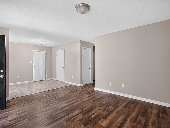 3rd image of 3871 Fizer Ave