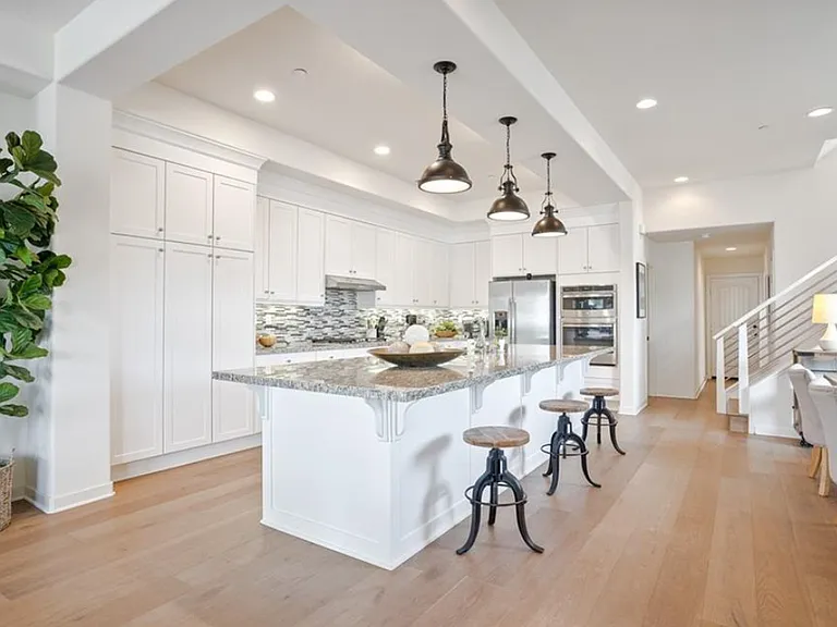 20911 S Normandie Ave — Photo 15