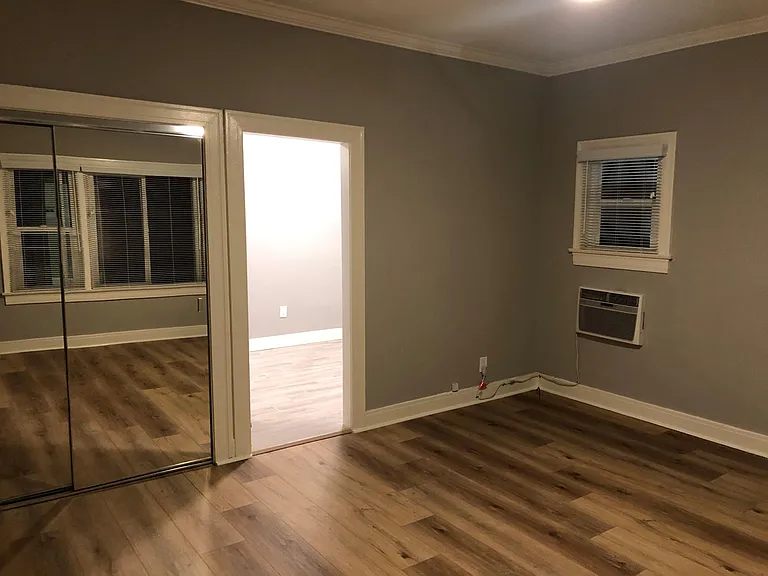 5433 Harold Way #204 — Photo 6