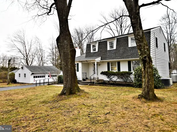 36 Ferry Rd, Doylestown, PA 18901