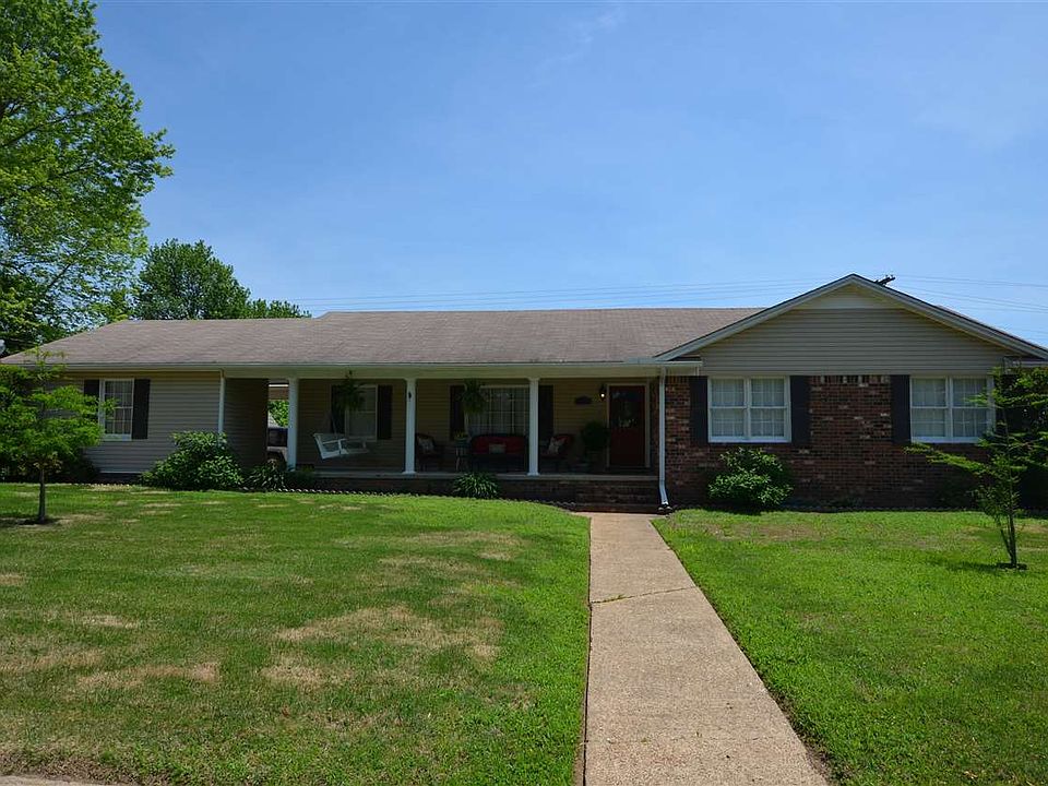 1st image of 124 Hillcrest Dr