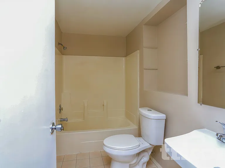 5004 Lake Dawnwood Dr — Photo 11