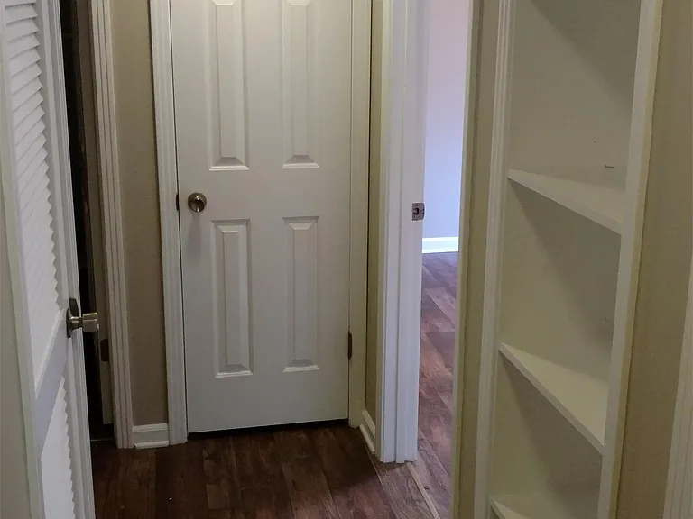 98 S Burns St #6 — Photo 9