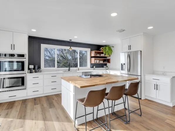 22300 Conklin Trl, Sonora, CA 95370