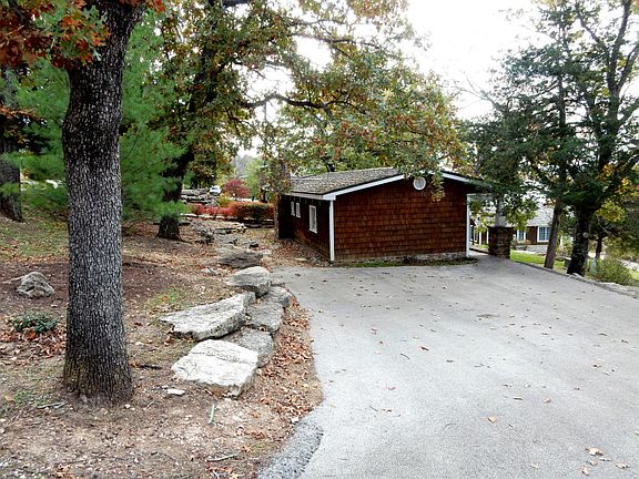 3rd image of 52 Little Creek Ln #2