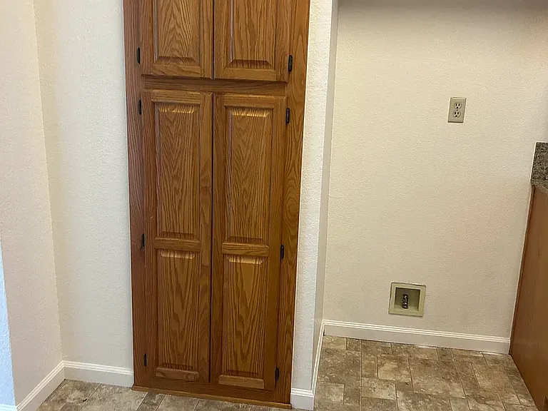 8621 Valley Rim Way — Photo 4