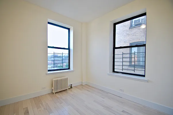 Rented by Bohemia Realty Group | media 19