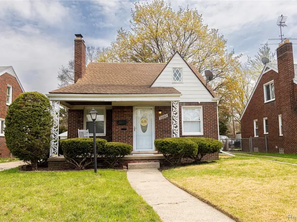 11382 Rossiter St, Detroit, MI 48224