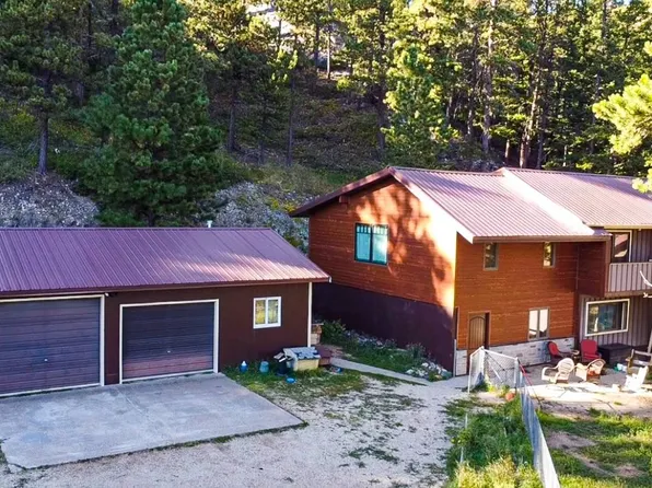 528 Whitcomb St, Zortman, MT 59546