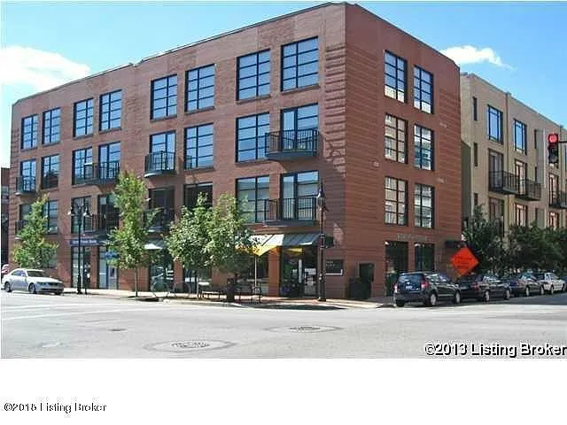 Building Photo - 400 E Main St #207