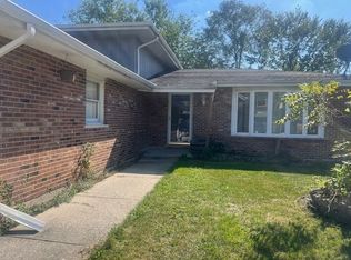 3 Rich Ct, Park Forest, IL 60466