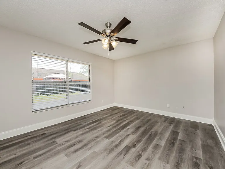 2468 Albaca Dr — Photo 9
