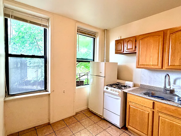 121 Saint Nicholas Ave #2B — Photo 1