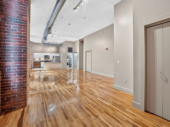 3rd image of 13 Willow St APT 205