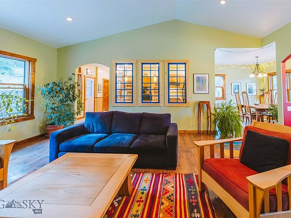 5th image of 57 Aspen Dr