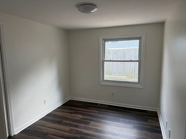 33640 N Evergreen Dr — Photo 3