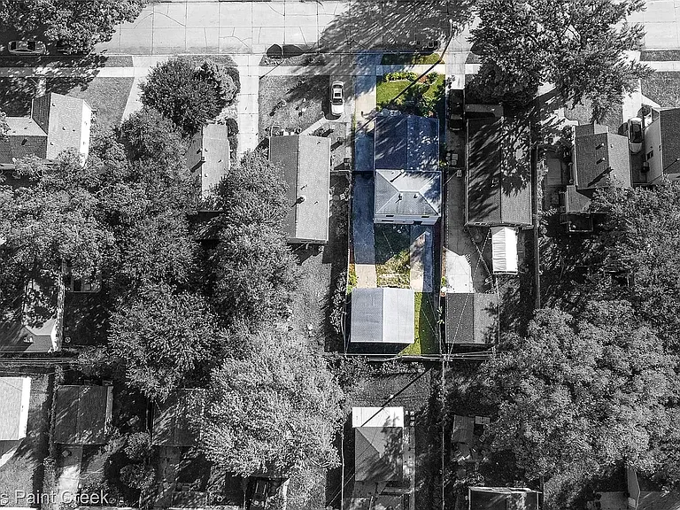 27425 Townley St — Photo 17