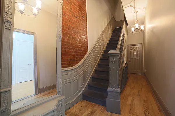 Rented by Prime Square Realty | media 7