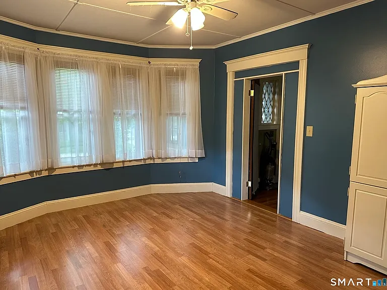 371 Prospect St — Photo 11