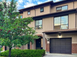 58 W Canterbury Gdns SW, Calgary, AB T2W 2S9