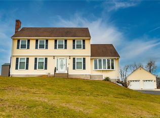 139 Sisk St, Middletown, CT 06457