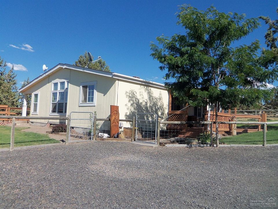 1st image of 6676 SE Cedar Dr