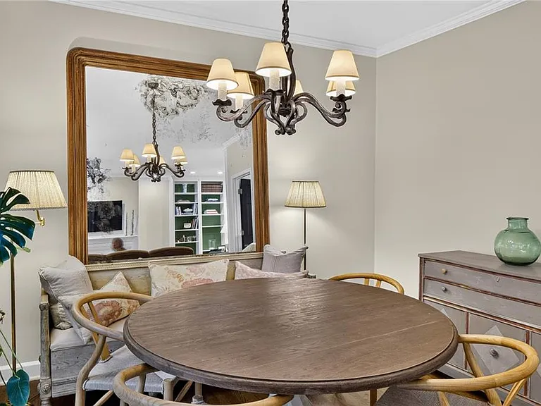 4 Montclair Dr NE — Photo 10