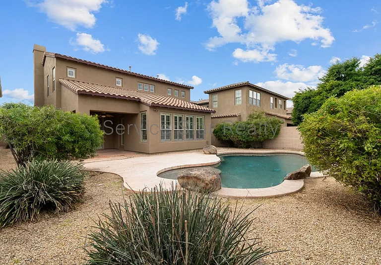 3724 E Robin Ln — Photo 29