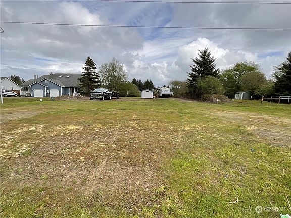 2nd image of 738 Point Brown Avenue SE
