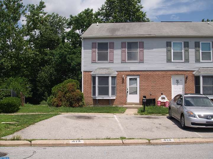 2nd image of 413 Strathaven Ct