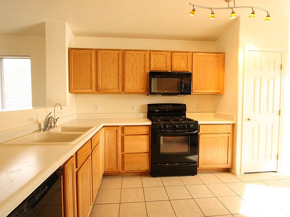 5th image of 10861 N Sand Canyon Pl