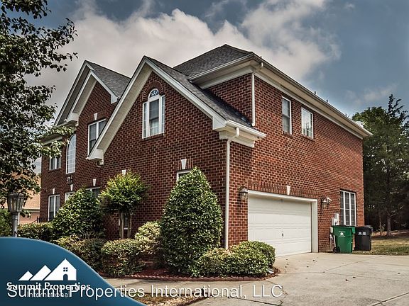 3rd image of 1624 Marble Hill Dr