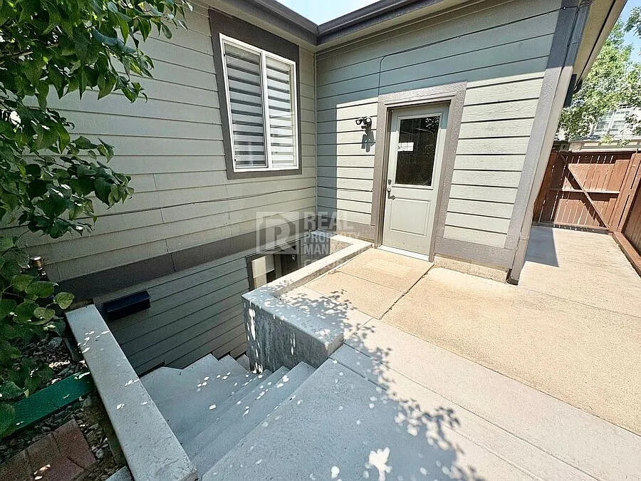 Spacious Basement Unit in Home in Highlands Ranch, CO — Photo 3