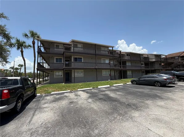 6308 NEWTOWN CIRCLE #8B1, TAMPA, FL 33615