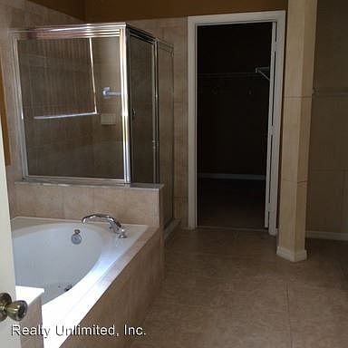 5th image of 3320 SW Blue Ct