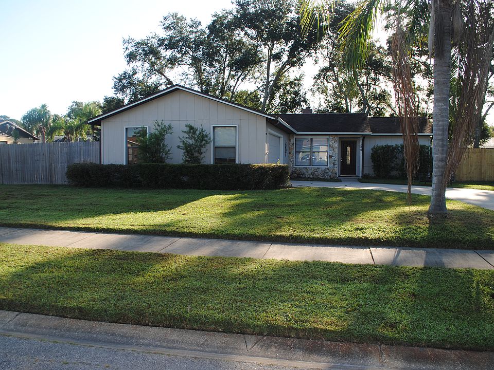 1st image of 1241 Thomas Dr