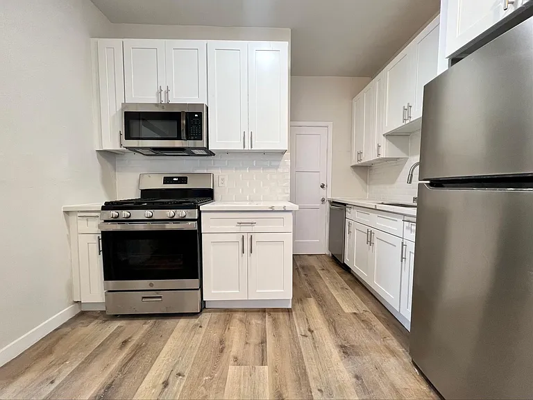 5623 Virginia Ave #201 — Photo 4