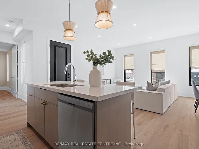 37 Armstrong St #1 — Photo 4