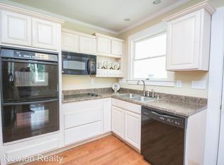 103 Lindsay Ln N, Athens, AL 35613