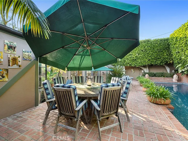 486 Holly St — Photo 30