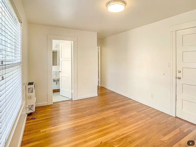 2427 Durant Ave #6 — Photo 9
