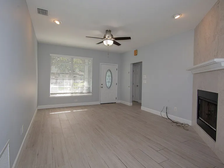 3219 Oberlin Ave — Photo 6