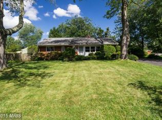 5402 Ives Pl, Springfield, VA 22151