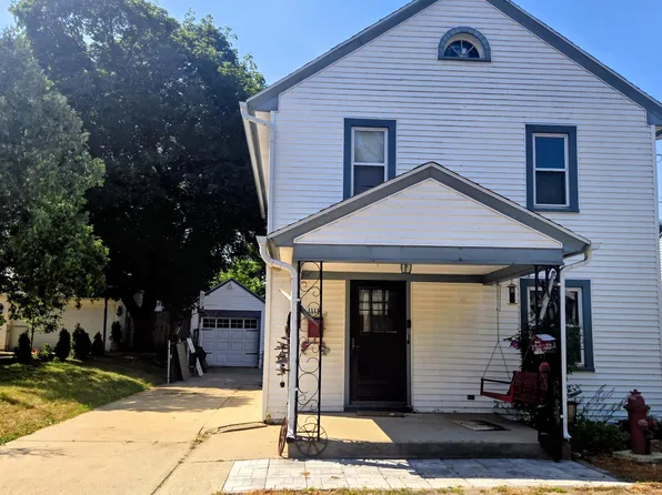 1118 E Racine St, Janesville, WI 53545